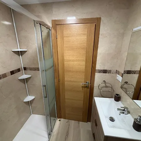 Piso En A 20metros De La Playa De Coroso By Cristian&tamara 