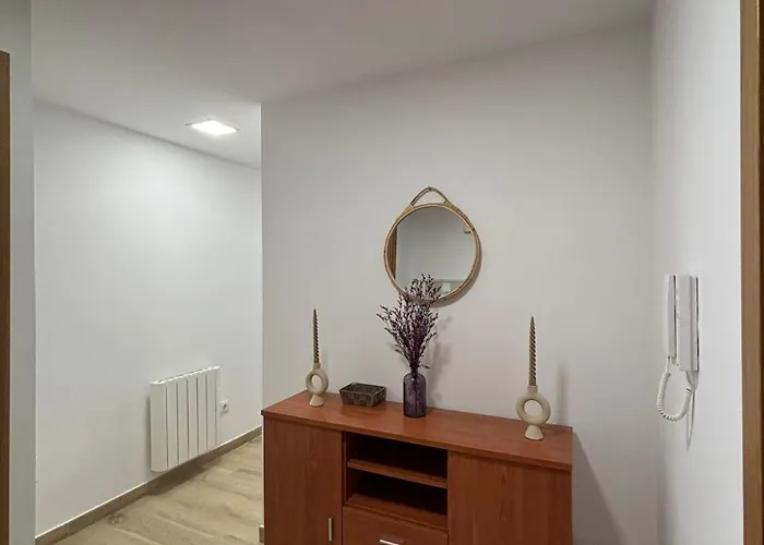 Piso En A 20metros De La Playa De Coroso By Cristian&tamara 