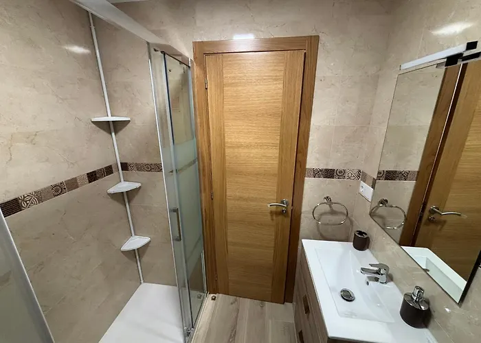 Piso En A 20metros De La Playa De Coroso By Cristian&tamara 